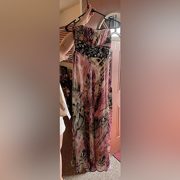 Prom dress - Picture 1 of 1